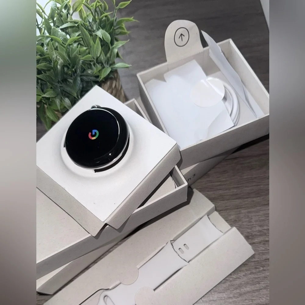 Google Pixel Watch 3 - Elegant